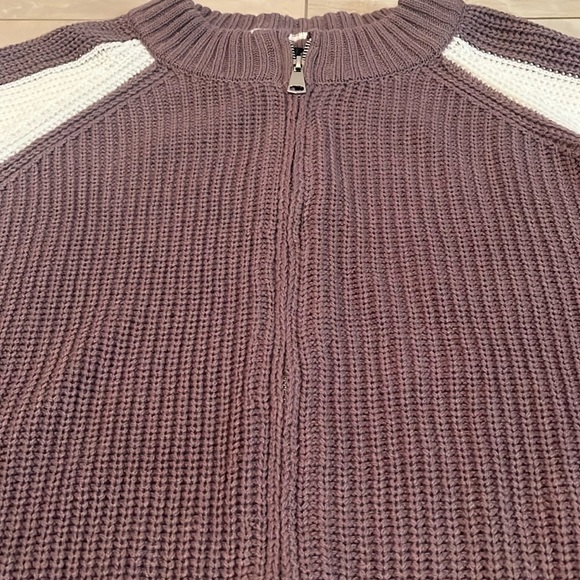 Two-tone knit bomber - Picture 3 of 4